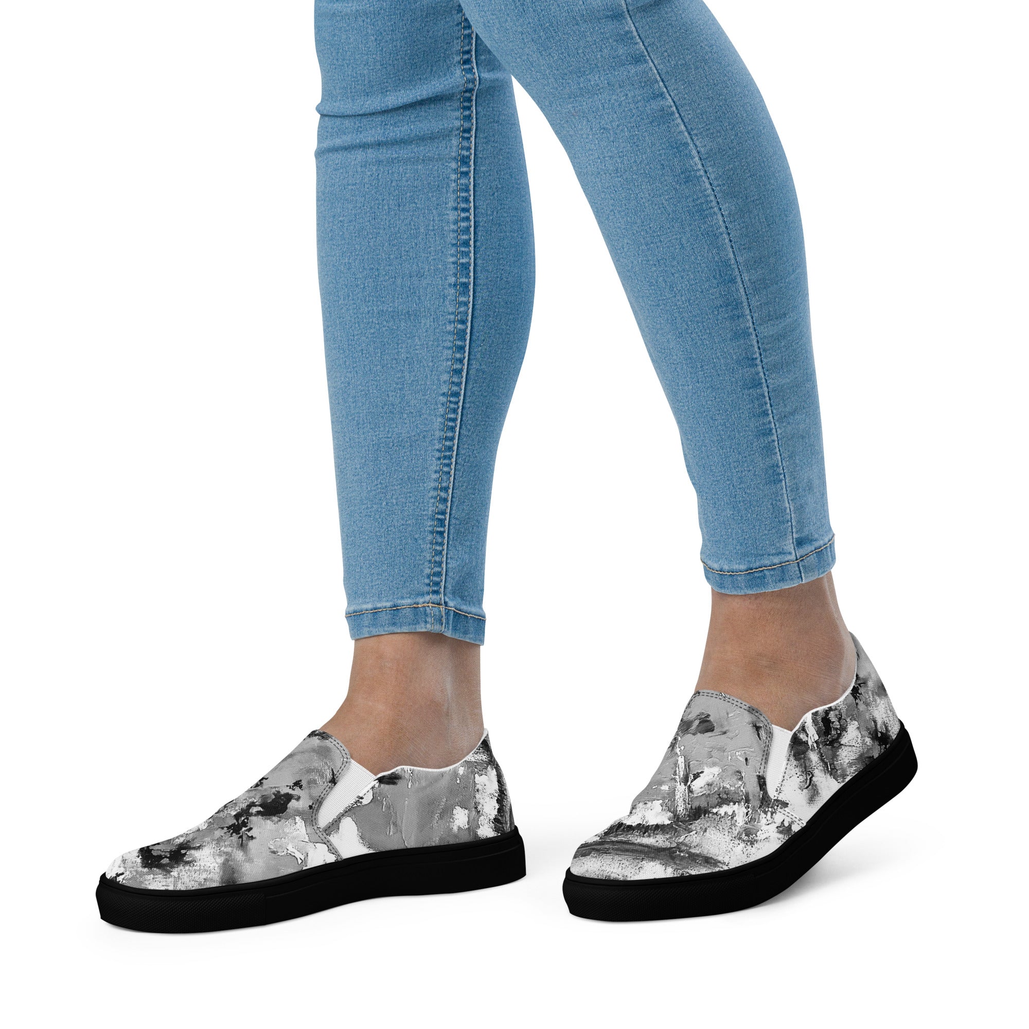 Womyn's Slip On- Mismatch Grey
