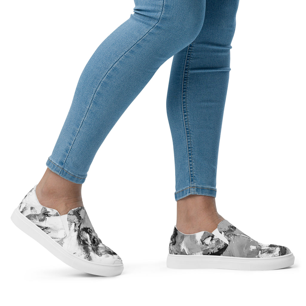 Womyn's Slip On- Mismatch Grey