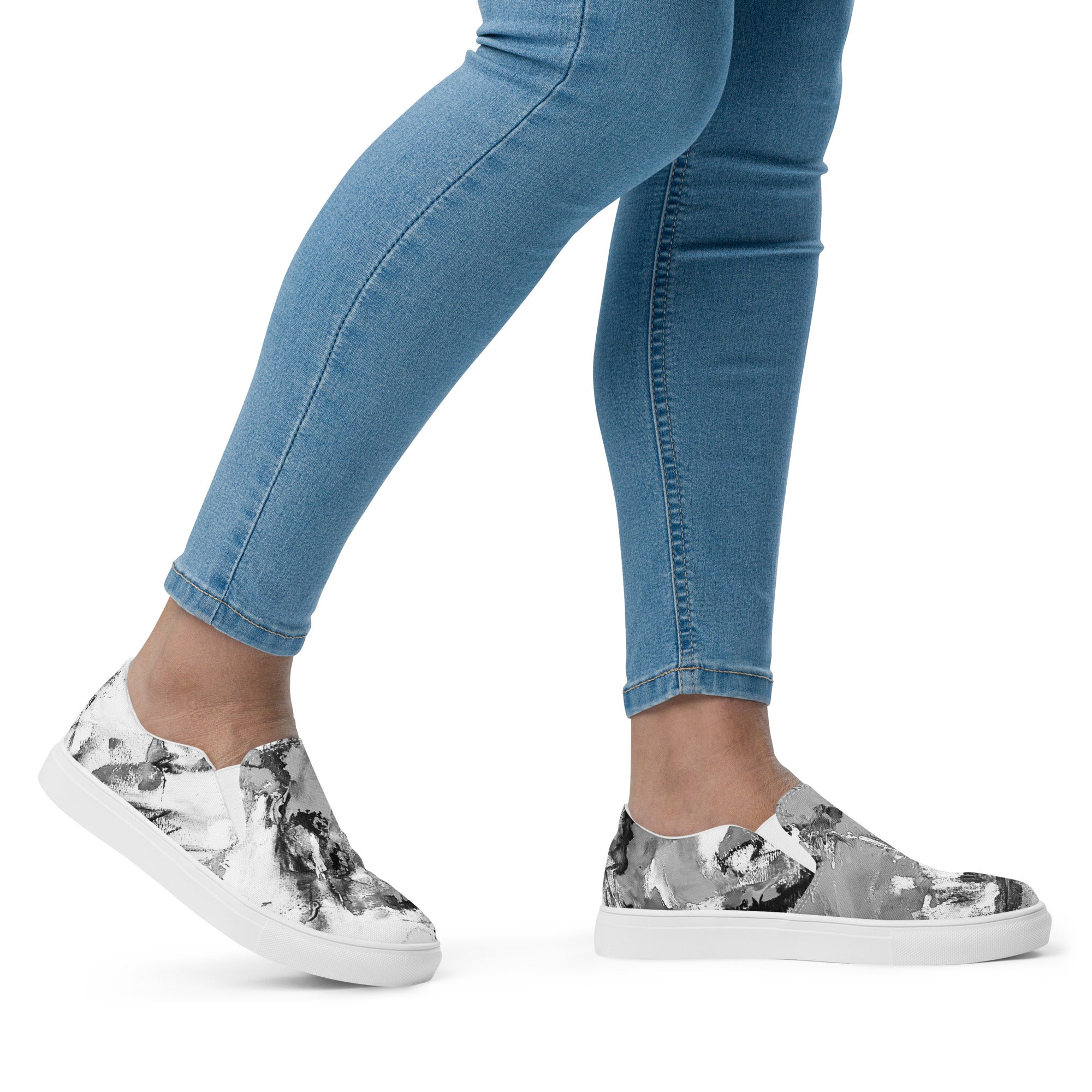 Womyn's Slip On- Mismatch Grey